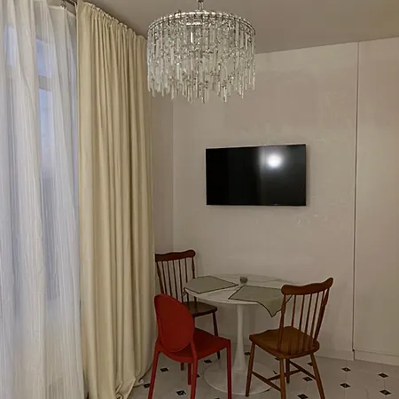 Apartment світлі біля моря з терасою *
