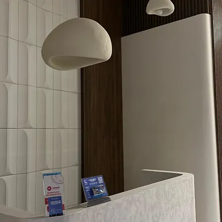 світлі біля моря з терасою Apartment Odesa